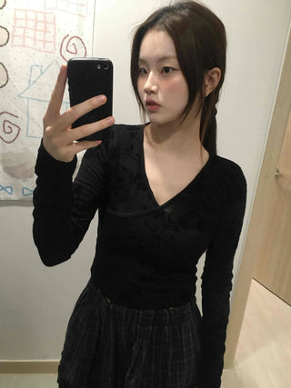 Mystic Hope Ribbon Velvet Crop V-Neck Long Sleeve T-Shirt