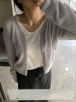 Soft Perfect Fit V-Neck Short Cardigan