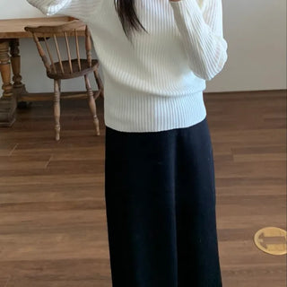 Wide Rib Drop Shoulder Loose Fit V-Neck Knit