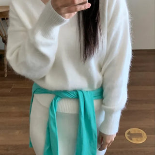 Soft Angora V-neck Loose Fit Knit