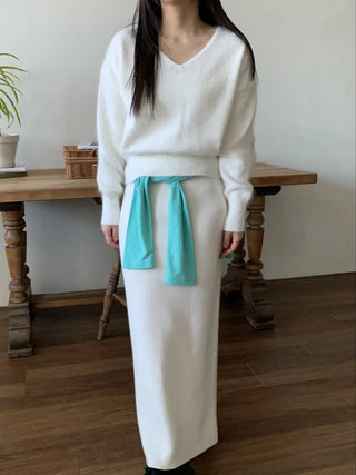 Soft Angora V-neck Loose Fit Knit