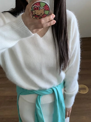 Soft Angora V-neck Loose Fit Knit