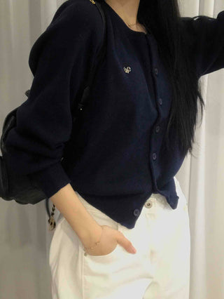 Clean Fit High-Waisted Wide Denim Pants with Tuck Detail