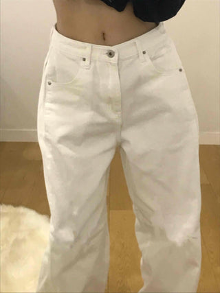 Clean Fit High-Waisted Wide Denim Pants with Tuck Detail