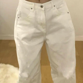 Clean Fit High-Waisted Wide Denim Pants with Tuck Detail