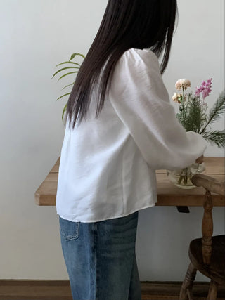 Air String Shirred Balloon Sleeve Blouse