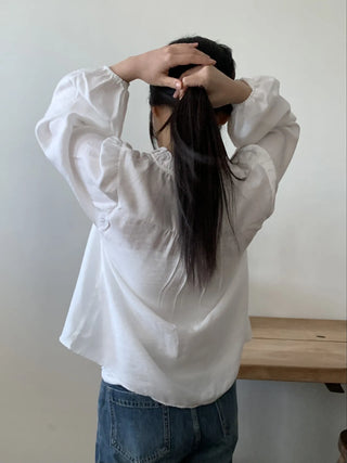 Air String Shirred Balloon Sleeve Blouse
