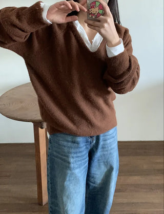 Color Block Collar Loose Fit V-Neck Knit