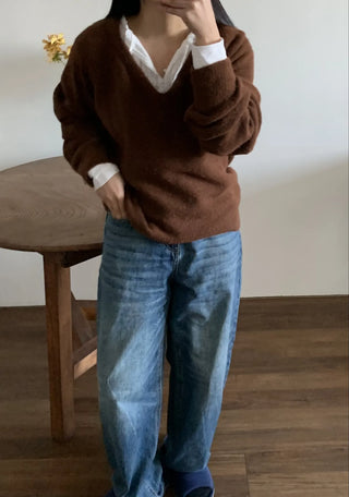 Color Block Collar Loose Fit V-Neck Knit