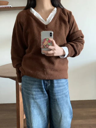 Color Block Collar Loose Fit V-Neck Knit