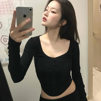 Delicate Fit Square Neck Button Cropped Long Sleeve T-shirt