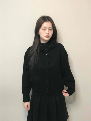 High-neck Cropped Short Button Knit Cardigan