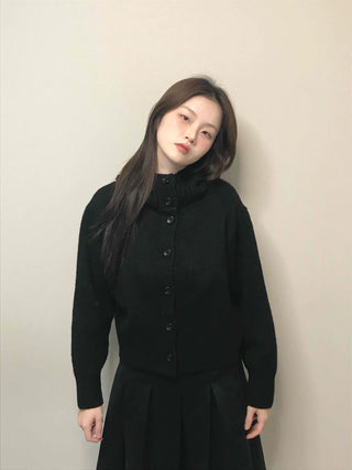 High-neck Cropped Short Button Knit Cardigan
