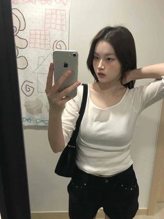 Slim Fit U-Neck Ribbed Long Sleeve Knit T-Shirt