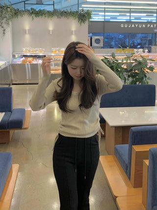 Delicate Fit V-Neck Ribbed Slim Knit T-Shirt