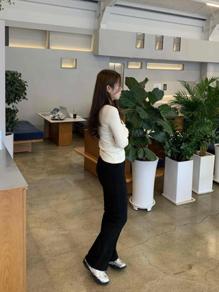 Delicate Fit Puff Sleeve Slim Square Neck Long Sleeve T-shirt