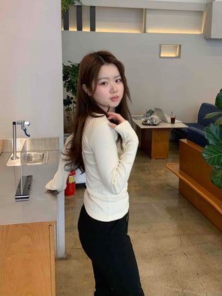 Delicate Fit Puff Sleeve Slim Square Neck Long Sleeve T-shirt