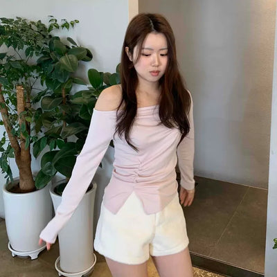 Delicate Fit Off-Shoulder Shirred Slim Long Sleeve T-shirt
