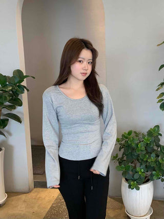 Slim Basic Round Neck Crop Long Sleeve Tee