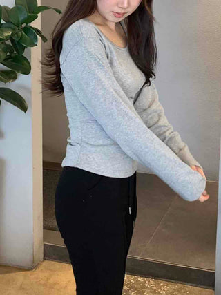 Slim Basic Round Neck Crop Long Sleeve Tee