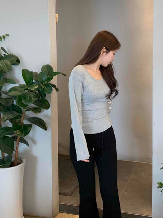 Slim Basic Round Neck Crop Long Sleeve Tee