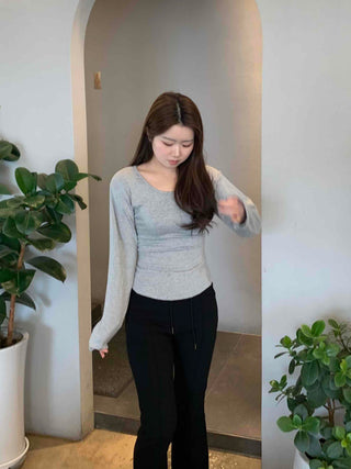 Slim Basic Round Neck Crop Long Sleeve Tee
