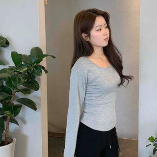 Slim Basic Round Neck Crop Long Sleeve Tee