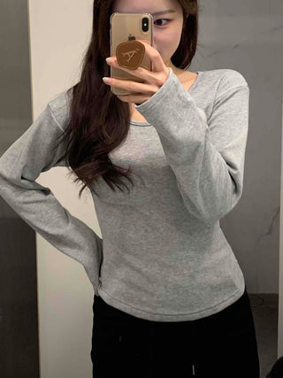 Slim Basic Round Neck Crop Long Sleeve Tee