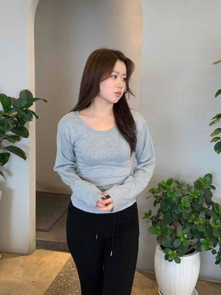 Slim Basic Round Neck Crop Long Sleeve Tee