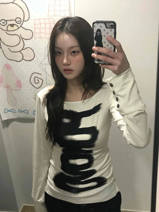Front Lettering Pop Art Slim Fit Crew Neck T-shirt