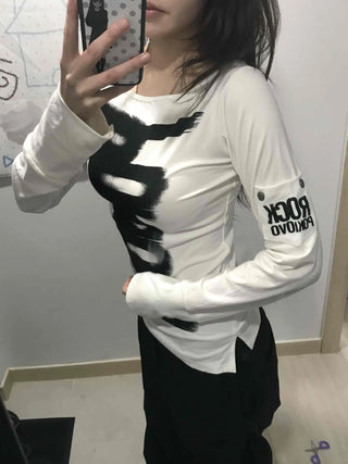 Front Lettering Pop Art Slim Fit Crew Neck T-shirt
