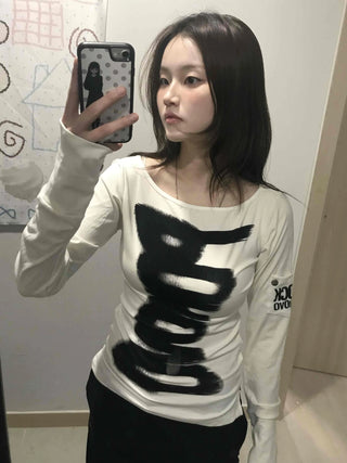 Front Lettering Pop Art Slim Fit Crew Neck T-shirt