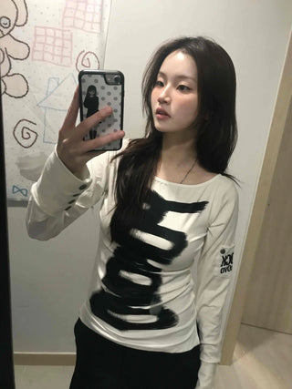 Front Lettering Pop Art Slim Fit Crew Neck T-shirt