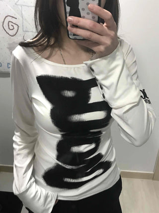 Front Lettering Pop Art Slim Fit Crew Neck T-shirt