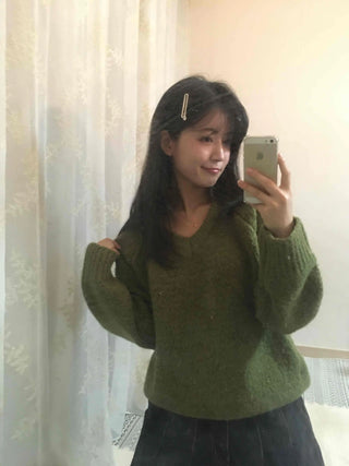 Fluffy Tweed V-Neck Balloon Knit