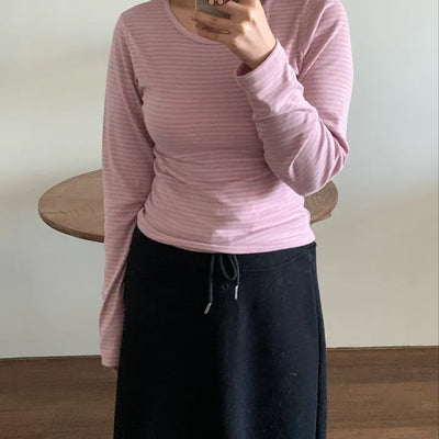 Delicate Fit Stretchy Ribbed Side Shirred Round Neck Long Sleeve Tee