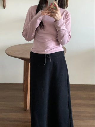 Delicate Fit Stretchy Ribbed Side Shirred Round Neck Long Sleeve Tee