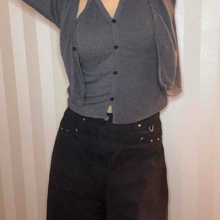 Daily Slim Fit Button V-Neck Crop Cardigan