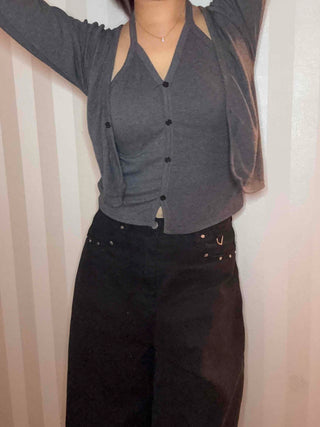 Daily Slim Fit Button V-Neck Crop Cardigan