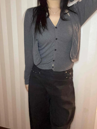 Daily Slim Fit Button V-Neck Crop Cardigan