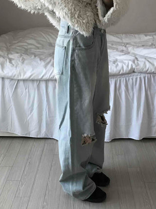 Light Wash Crush Damage Straight Denim Pants