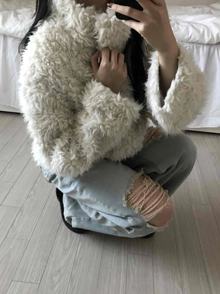 Fluffy Heathered Oversized Collared Short Fur Coat