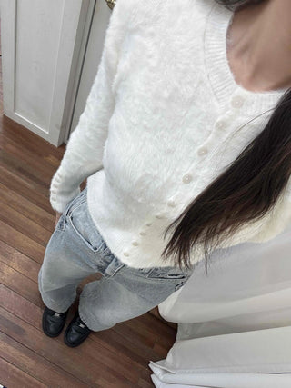 Cozy Voluminous Fur Slim Fit Round Cardigan