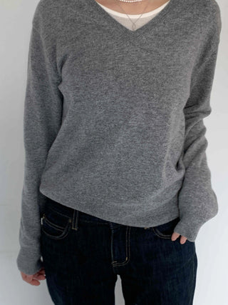 Soft Daily V-Neck Slim Fit Knit
