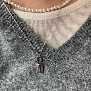 Soft Daily V-Neck Slim Fit Knit