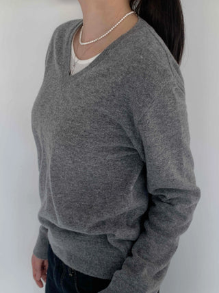 Soft Daily V-Neck Slim Fit Knit