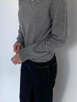 Soft Daily V-Neck Slim Fit Knit