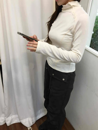 Modern Chic Turtleneck Cut-out Slim Fit Long Sleeve Tee