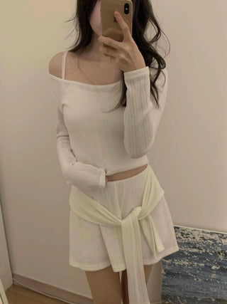 Drape Wrap Detail Horizontal Ribbed Crop Knit Elastic Banded Flare Shorts Two-Piece Set