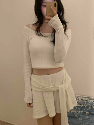 Drape Wrap Detail Horizontal Ribbed Crop Knit Elastic Banded Flare Shorts Two-Piece Set